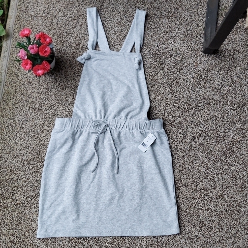 NWT Dip outfit.